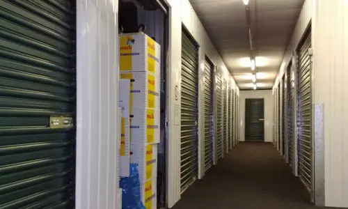 what is self storage?
